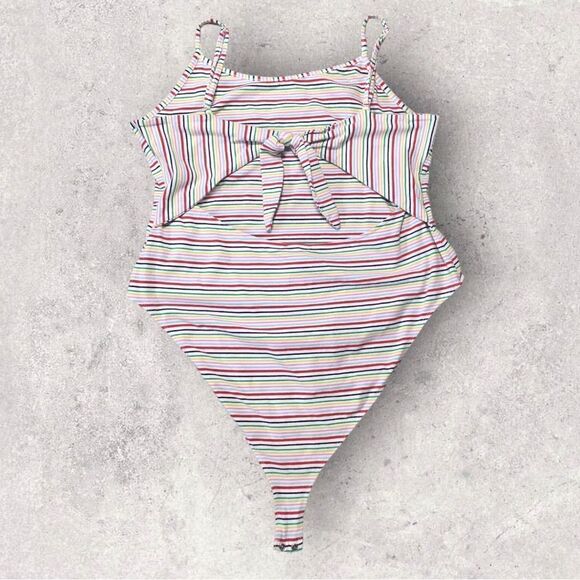 Plus Size Bodysuit Women’s Size 3X Rainbow Open Bow Back Top - Picture 9 of 9